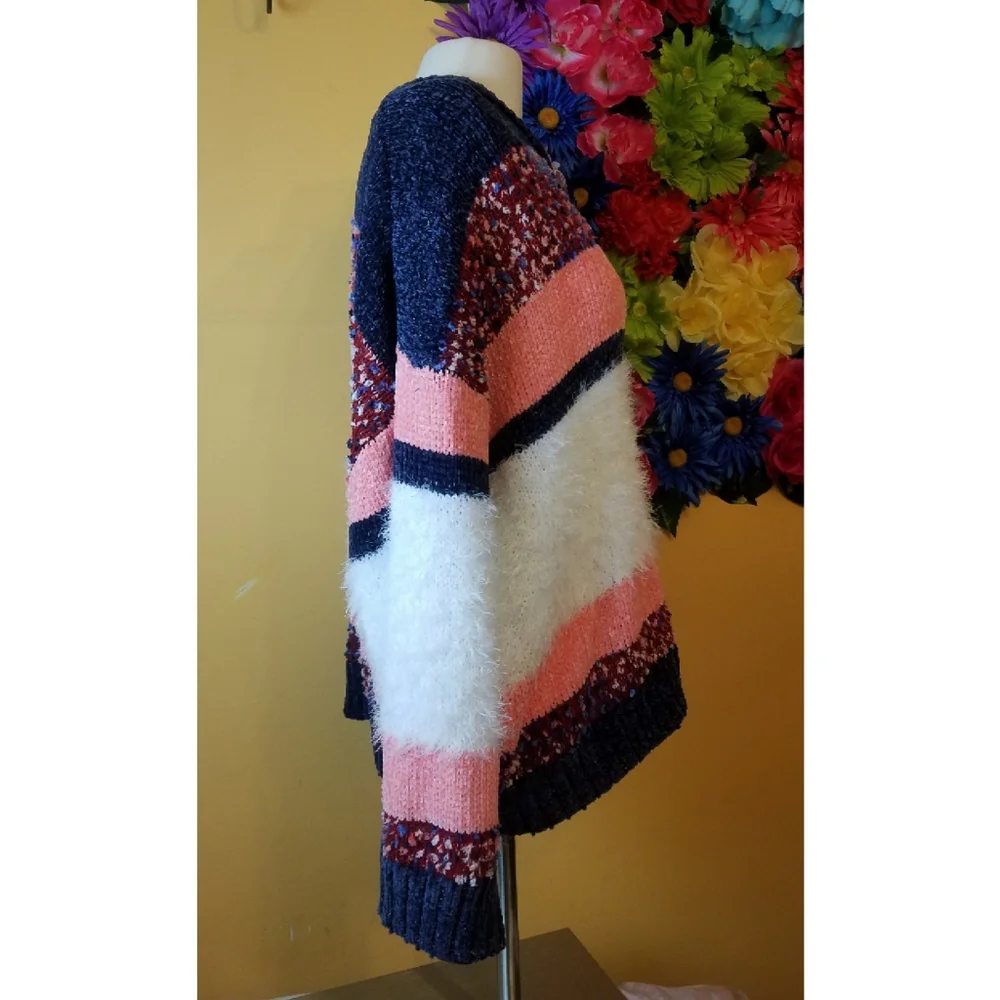 NWT Marc NY- coral, white and navy striped comfy fuzzy sweater- large WN - Picture 3 of 8